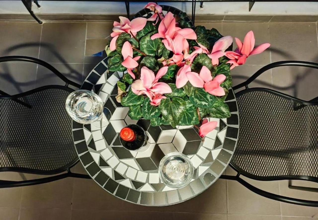 קאלאבאקה Centro Urban Suites מראה חיצוני תמונה